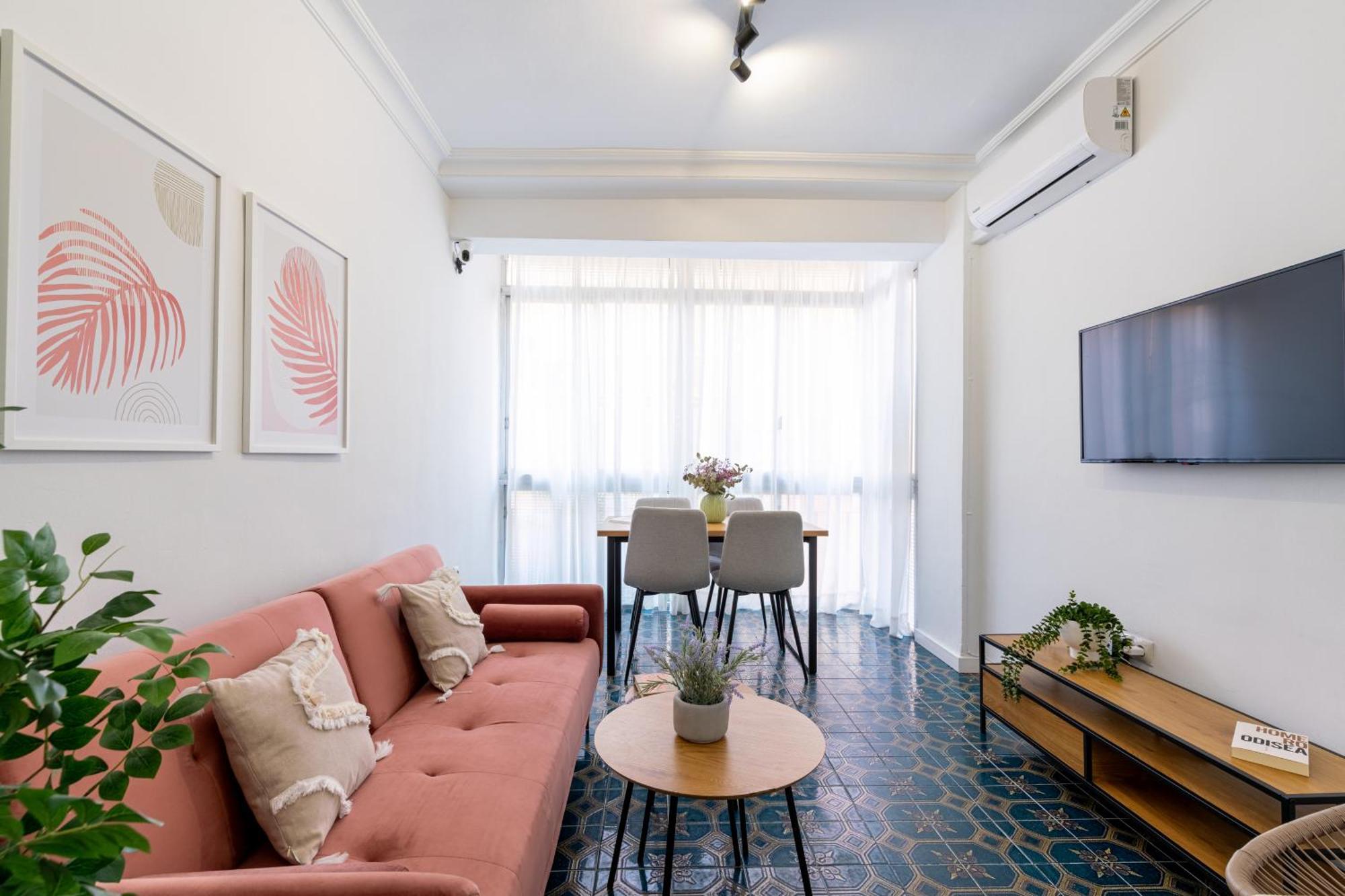 Piso Elegante Y Nuevo De 3 Habitaciones Y 2 Banos Séville Extérieur photo